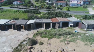 Punta Colorada: justicia da la razón a la IDM sobre demoliciones en la faja costera