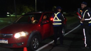 Un siniestro grave en Zona Oeste, 41 vehículos incautados, 17 espirometrías positivias 4 positivos a cocaína es el saldo del Operativo Nostalgia
