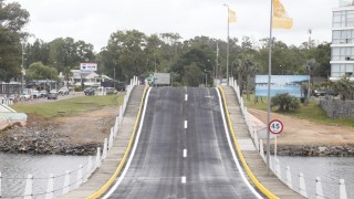 Antía dejó habilitado el tránsito en el segundo puente de La Barra "con la tranquilidad de haberlo salvado"