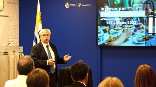 Balance: Uruguay recibió más de 3.800.000 turistas en 2023