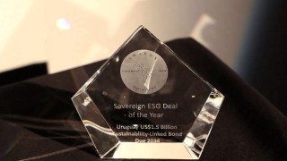 galardon internacional, Uruguay, reconocimiento, LatinFinance, MEF, Herman Kamil, BID, Santiago Cat, Deals of the Year Awards, ESG