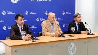 yo estudio y trabajo, plan sector privado, MTSS, Pablo Mieres, empleo, primer experiencia laboral, jovenes