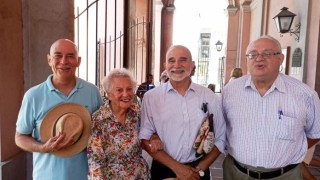 Futbolera y carnavalera: Olga Burghi de Scasso celebra 102 años