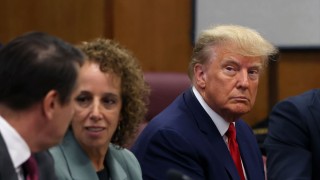 Multa de 329 millones a Trump, que perderá el control de sus empresas durante tres años