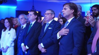 fiesta, embajada, Argentina, Uruguay, Buenos Aires, gala, Enciso, gasto