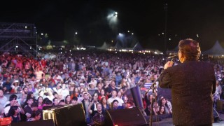 Dulce Corazón del Canto se consagró con el aplauso de miles de personas