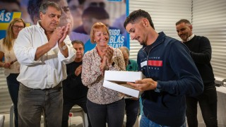 Ciclista Juan Caorsi, ganador de la Vuelta, fue homenajeado en plenario de Unión y Cambio