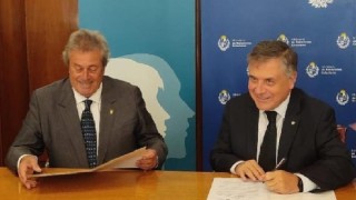Congreso de Intendentes y Ministerio de Relaciones Exteriores firman plan de trabajo conjunto