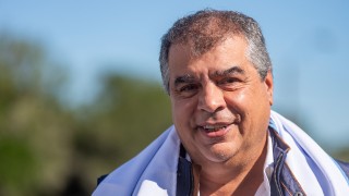 Rodrigo Blás solicita retiro de cartelería política en espacios no autorizados