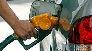 Gobierno mantiene precios de todos los combustibles durante julio