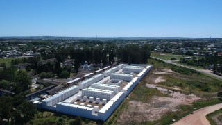 Municipio Maldonado, cementerio, nichos, sorteo