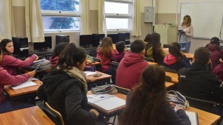 Más de 5.800 docentes serán efectivos tras nueve años sin concursos en Secundaria