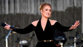 Adele planea debutar en la actuación ahora que se alejará de la música