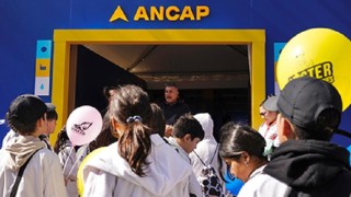 ANCAP inauguró su stand en la Expo Prado 2024
