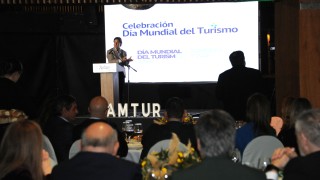 Sector turístico genera más de 100.000 empleos directos en el país