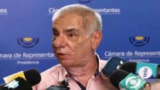 Militante del FA denunció al diputado Antonini y su secretaria por hechos de violencia en Piriápolis