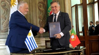 Uruguay y Portugal acordaron visado de vacaciones y trabajo para jóvenes