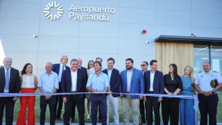 Lacalle Pou inauguró aeropuerto internacional de Paysandú