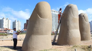 Segunda fase de recuperación de La Mano: cuadrillas municipales continúan con los trabajos de pintura