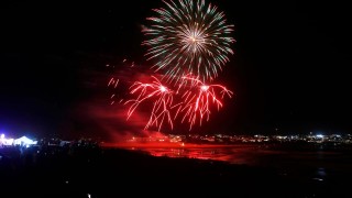 Miles de personas asistieron a la Gala de Luces del cierre de enero