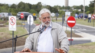 Pígola toma distancia de críticas a radares, defiende baja en siniestralidad  y pregunta cuántos votos cuesta una vida