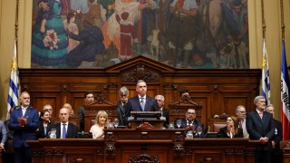 Yamandu Orsi, presidente, Uruguay, traspaso de mando, democracia, discurso asuncion