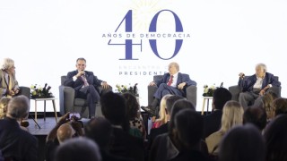 Yamandu Orsi, 40 años democracia, Julio Maria Sanguinetti, Luis Alberto Lacalle Herrera, Jose Mujica