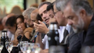 Presidencia y bancada oficialista evalúan los ejes prioritarios y acciones concretas de gobierno