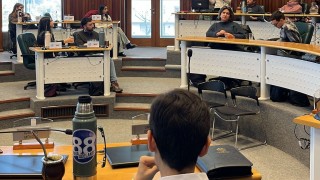Juventudes de distintos partidos se reunieron en Maldonado para debatir sobre salud mental y adicciones