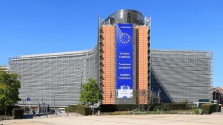 Derechos de aduana: la respuesta europea a Trump podría afectar bienes por 72.000 millones de euros