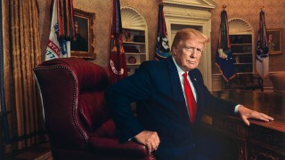 Corte de EE.UU. impide que Trump imponga la mayoría de sus aranceles