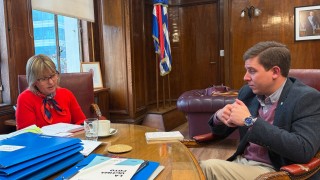 Diputado Garlo se reunió con ministra Lustemberg por salud pública de Maldonado