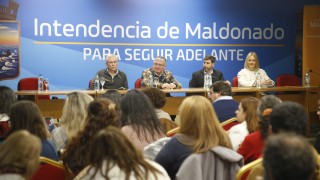 IDM, salud, adicciones, Sergio Marta, suicidio, prevencion, linea vida