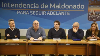 Abella encabezó primera reunión con equipo de gobierno: “Voy a cumplir con todos los compromisos asumidos con la gente”