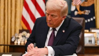 Trump anuncia aranceles a Brasil e India y sella acuerdo comercial con Corea del Sur