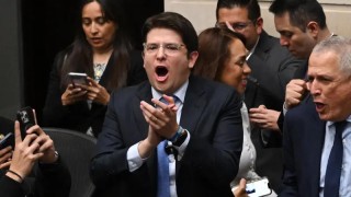 Murió el senador colombiano Miguel Uribe Turbay dos meses después de ser baleado en público en Bogotá