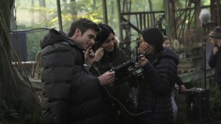 La directora de 'Eternals', Chloé Zhao, afirma que su fracaso fue porque tuvo 'dinero y recursos ilimitados' y que 'eso es bastante peligroso'