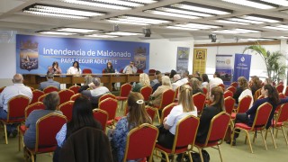 Conversatorio sobre salud mental reunió a organizaciones y referentes locales