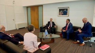 Yamandu Orsi, Tony Blair, Mario Lubetkin, cooperacion internacional
