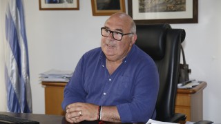 "Compromiso con la seguridad": Abella recibió a Bomberos, Prefectura y Ejército