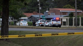 Falleció motociclista en rotonda de Bvar. Artigas y Los Alpes