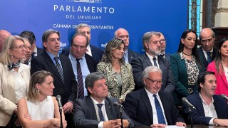 Ética o dinero: oposición acusa un ‘quiebre institucional’ en el caso Danza e insiste con renuncia