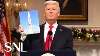 En 'SNL', Trump crea Los Juegos del Hambre para "distraerse" de los archivos de Epstein