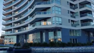 Mujer cayó desde un piso 12 en edificio de la Brava: investigan presunto intento de suicidio