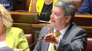 Poder, garantías y efectivo: la ofensiva de Casaretto contra el proyecto antilavado del FA