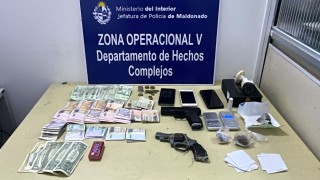 Seis detenidos, droga y un arma: nuevo golpe de la policía de Maldonado a una boca
