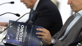 Yamandu Orsi, Carlos Negro, plan de seguridad, gobierno, seguridad, plan nacional de seguridad, ministerio Interior, presidencia