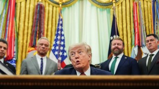 Trump dice que existe la posibilidad de retomar el viernes las negociaciones con Irán