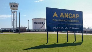 ANCAP, combustibles, La Tablada, paro, distribución, estaciones de servicio, Maldonado, logística, UTTC