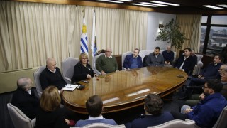 Lazo destacó en Maldonado la coordinación con los gobiernos departamentales y presentó las prioridades de Defensa
